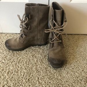 Sorel booties in Ash Brown
